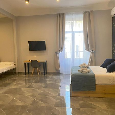 Be Italian Flat Sanfelice Hotel Naples Exterior photo